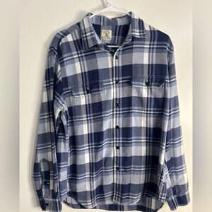 J Crew 100% cotton men's shirt flannel Button Size M . Blue and gray .